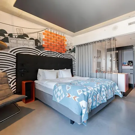 Hotelli Solo Sokos Torni 4*