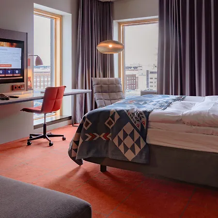 Hotel Solo Sokos Torni 4*