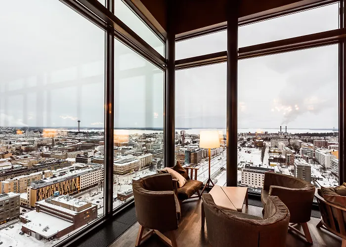 坦佩雷索罗索克斯托尼酒店 4*