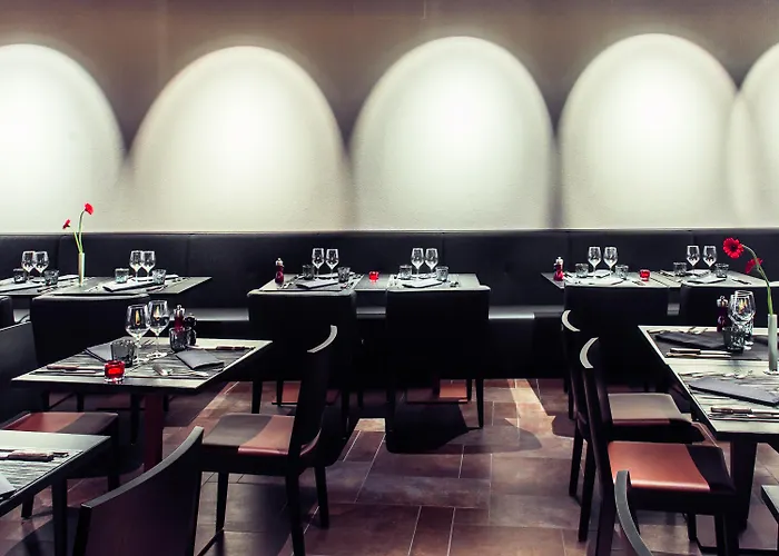 坦佩雷索罗索克斯托尼酒店