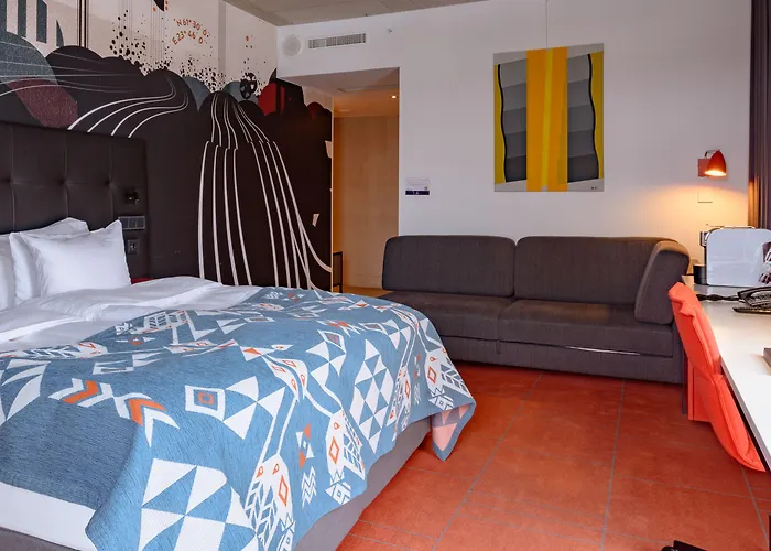 酒店 坦佩雷索罗索克斯托尼酒店