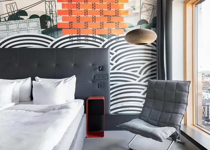 酒店 坦佩雷索罗索克斯托尼酒店